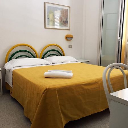 Hotel Vienna Senigallia Exterior foto