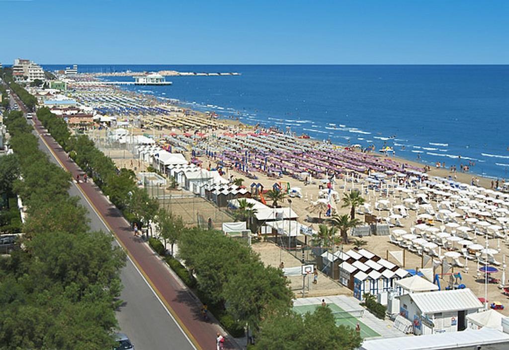 Hotel Vienna Senigallia Exterior foto